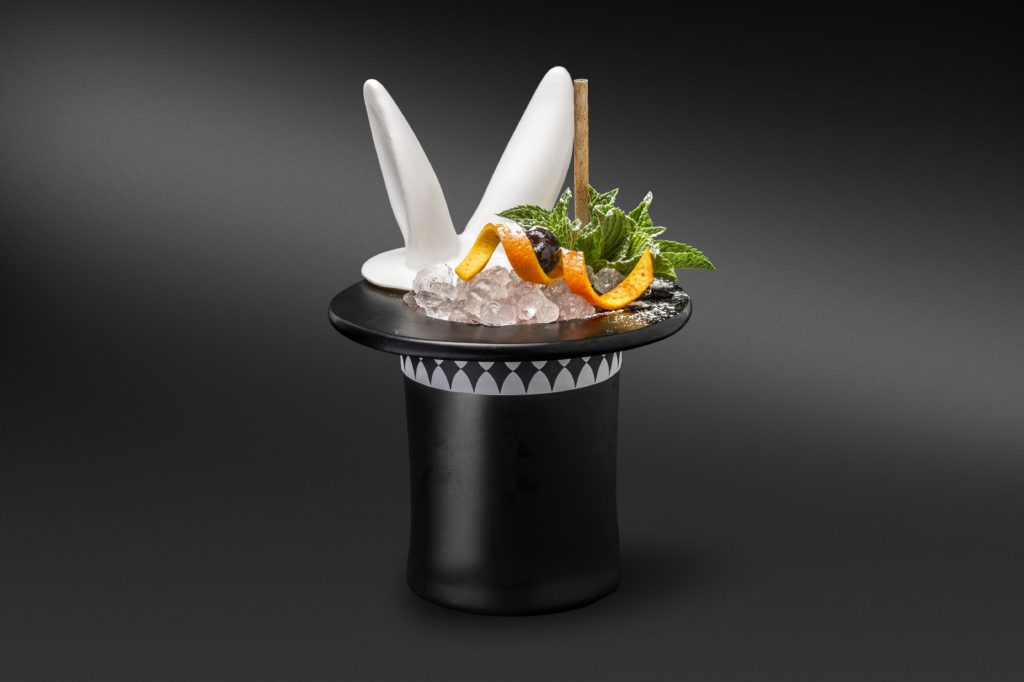 Inclán Brutal Bar_Arte Líquido